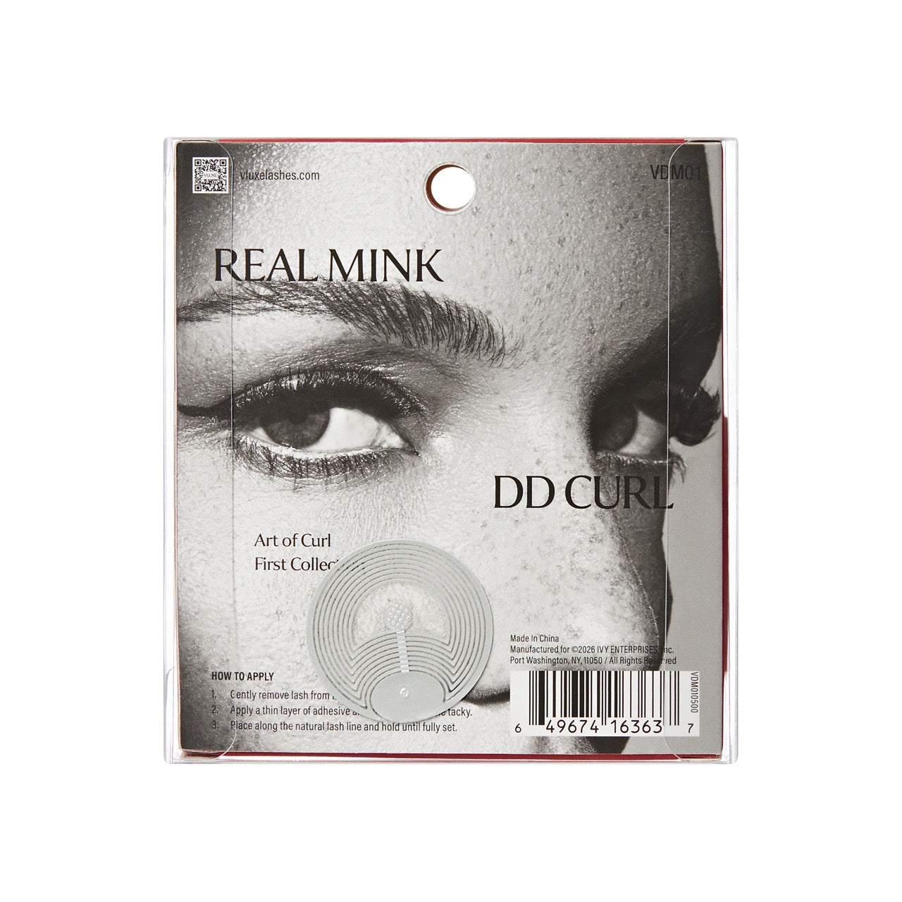 vdm01_extra_006"VLuxe 100% Real Mink DD Curl Strip Eyelashes with Luxury Case product view."