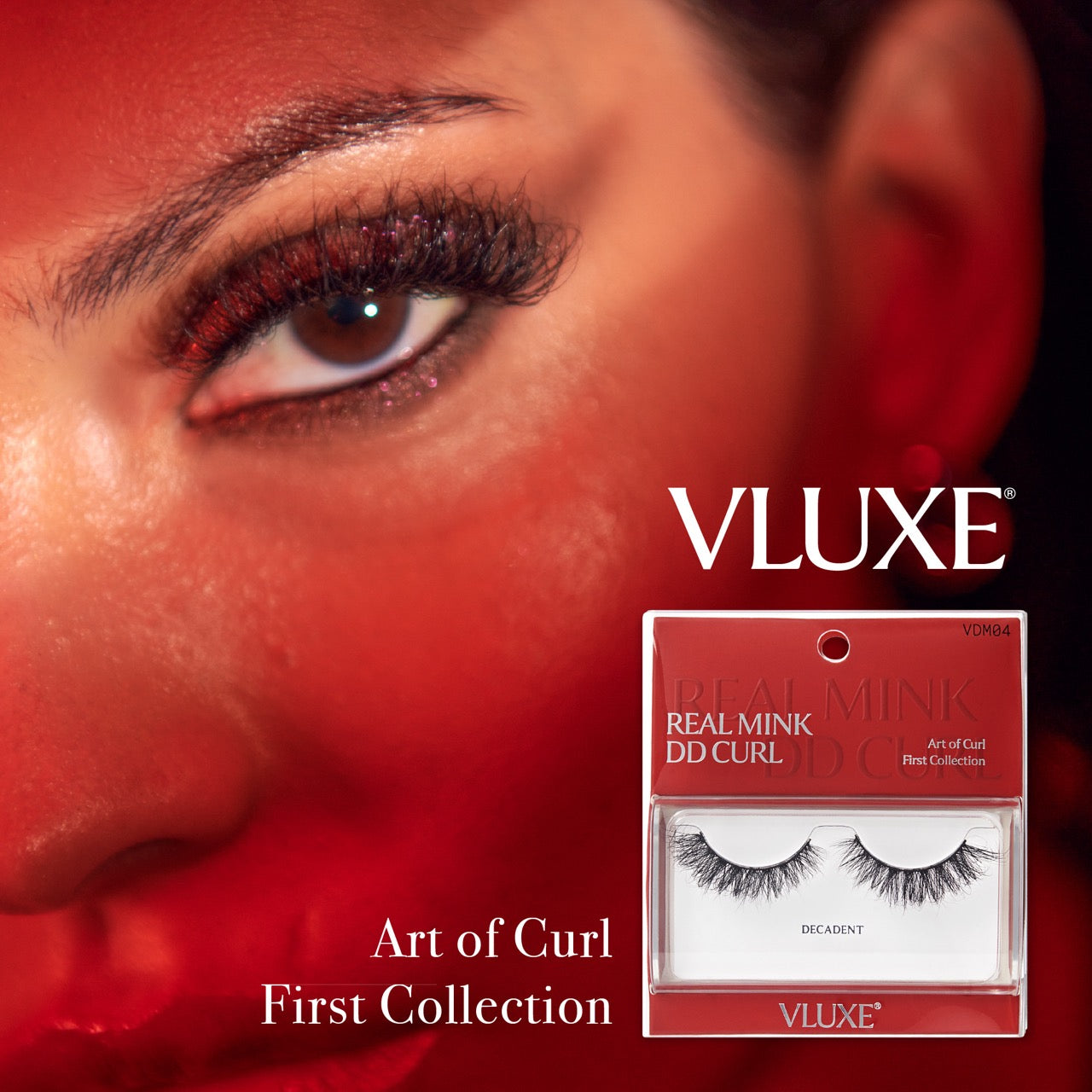 vdm04_extra_001"VLuxe 100% Real Mink DD Curl Strip Eyelashes with Luxury Case product view."
