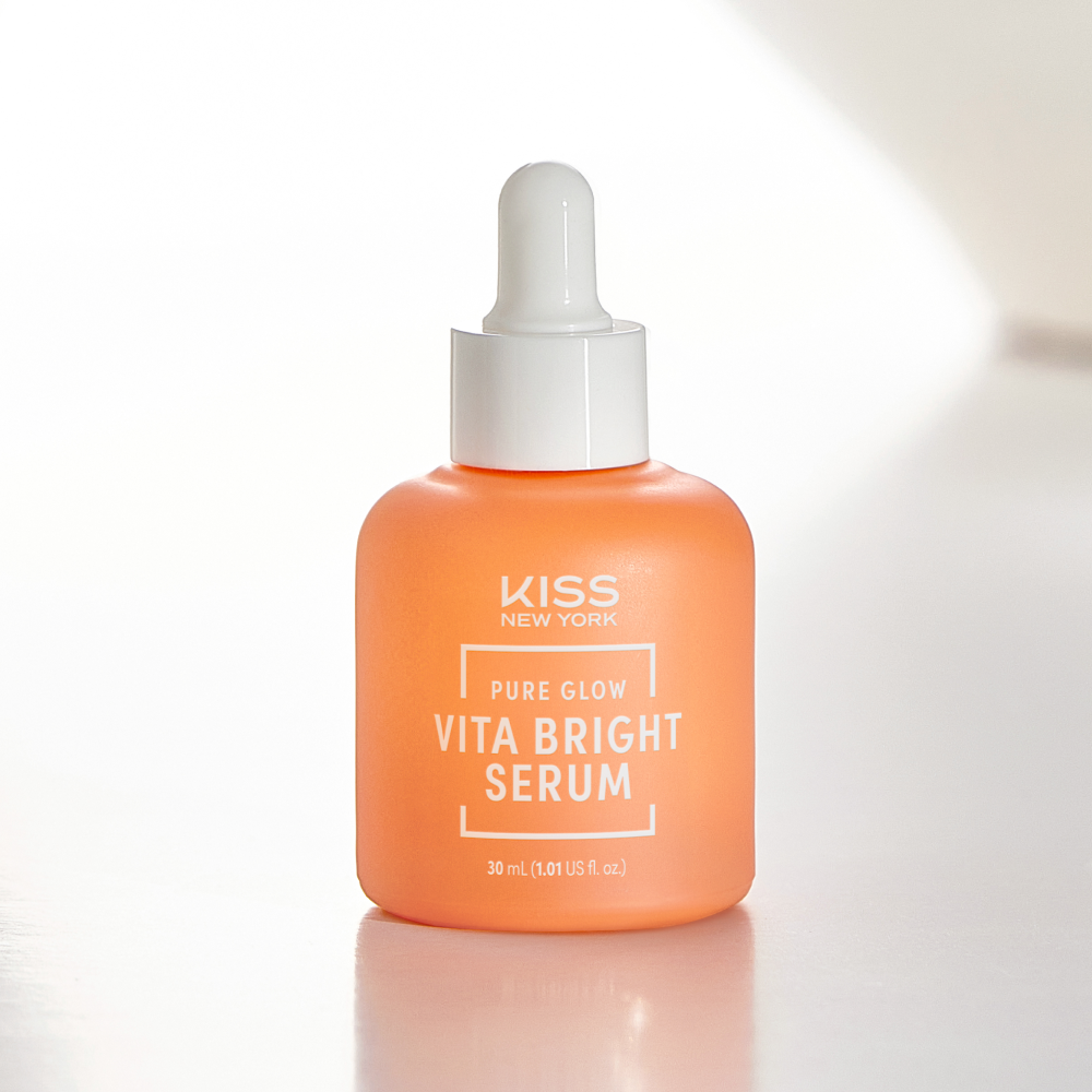 KISS NEW YORK Pure Glow Vita Bright Serum - Vitamin C & Niacinamide Radiance Serum for Glass Skin (1.01 fl oz) product view.