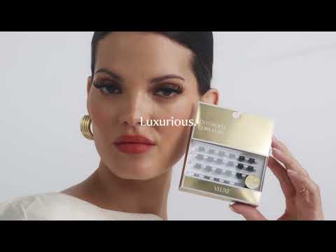 Load video: displayall_image_008  "VLuxe Extended Core Luxe Faux Mink Lash Clusters product view."