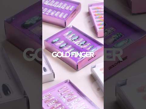 Load video: Glitzy 3D Handmade Press-On Nails – Orange Blossom &amp; French Tip (Long Square)
